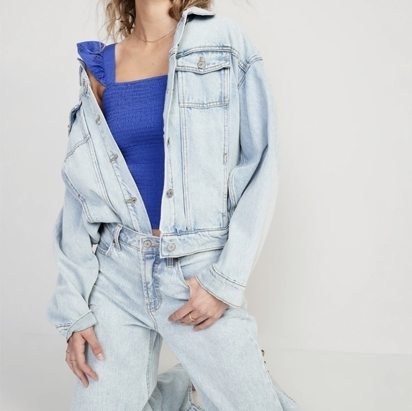 2X - Old Navy | Fitted Ruffle-Trim Smocked Cropped Top - Picture 5 of 5